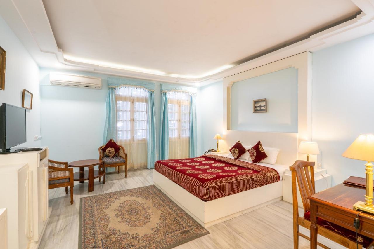 Hotel Woodpark Shimla Esterno foto