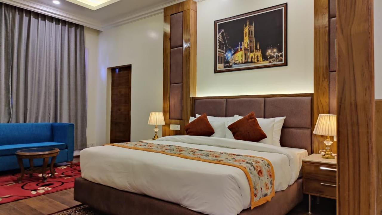 Hotel Woodpark Shimla Esterno foto