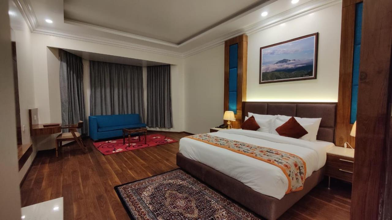 Hotel Woodpark Shimla Esterno foto