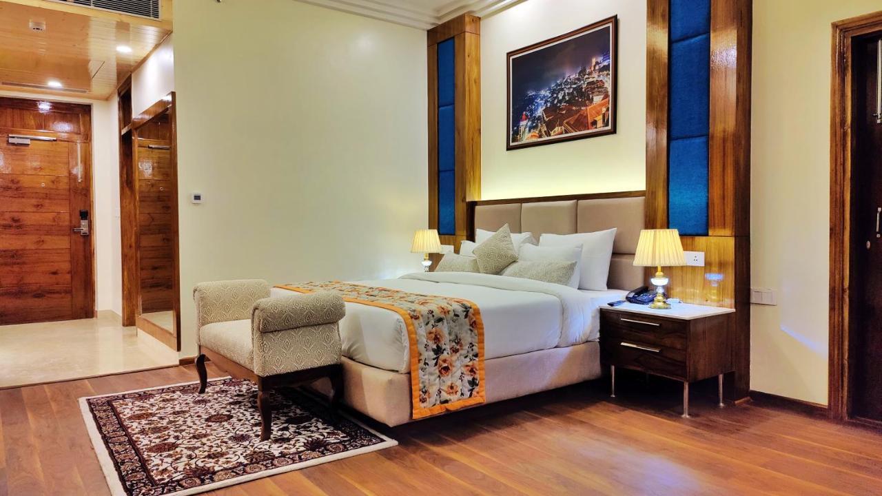 Hotel Woodpark Shimla Esterno foto
