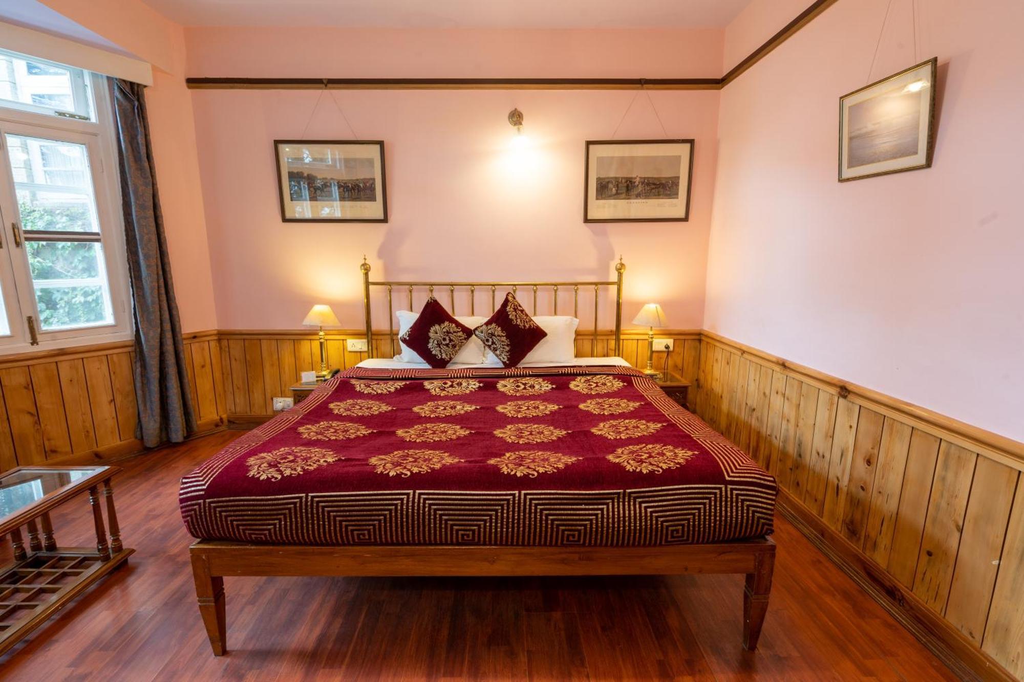 Hotel Woodpark Shimla Esterno foto