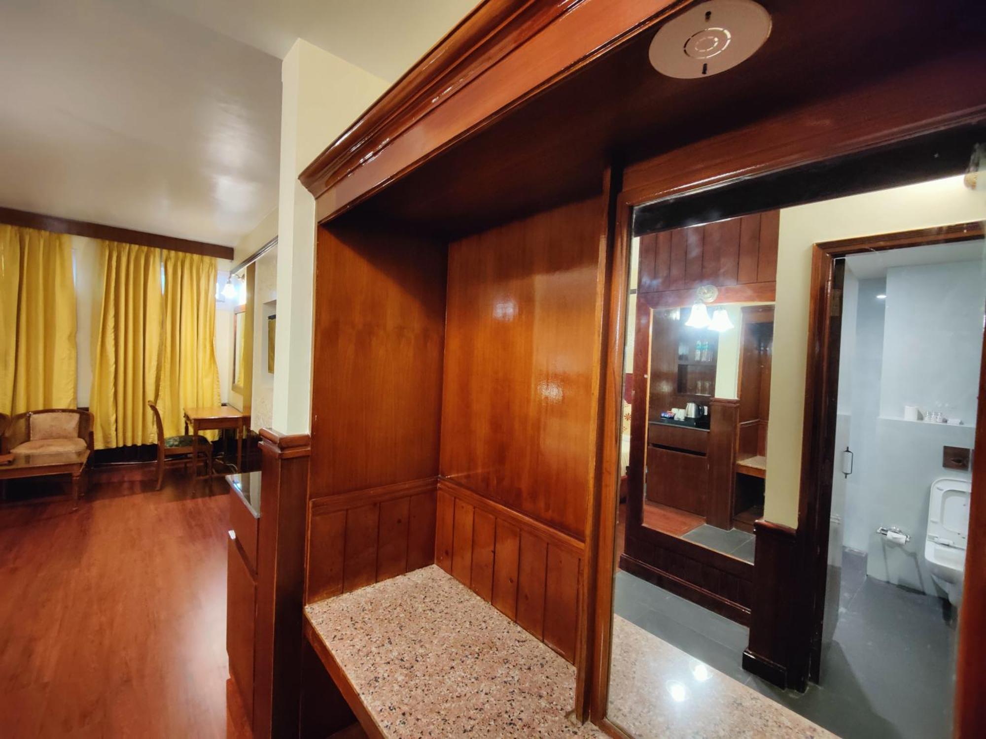 Hotel Woodpark Shimla Esterno foto